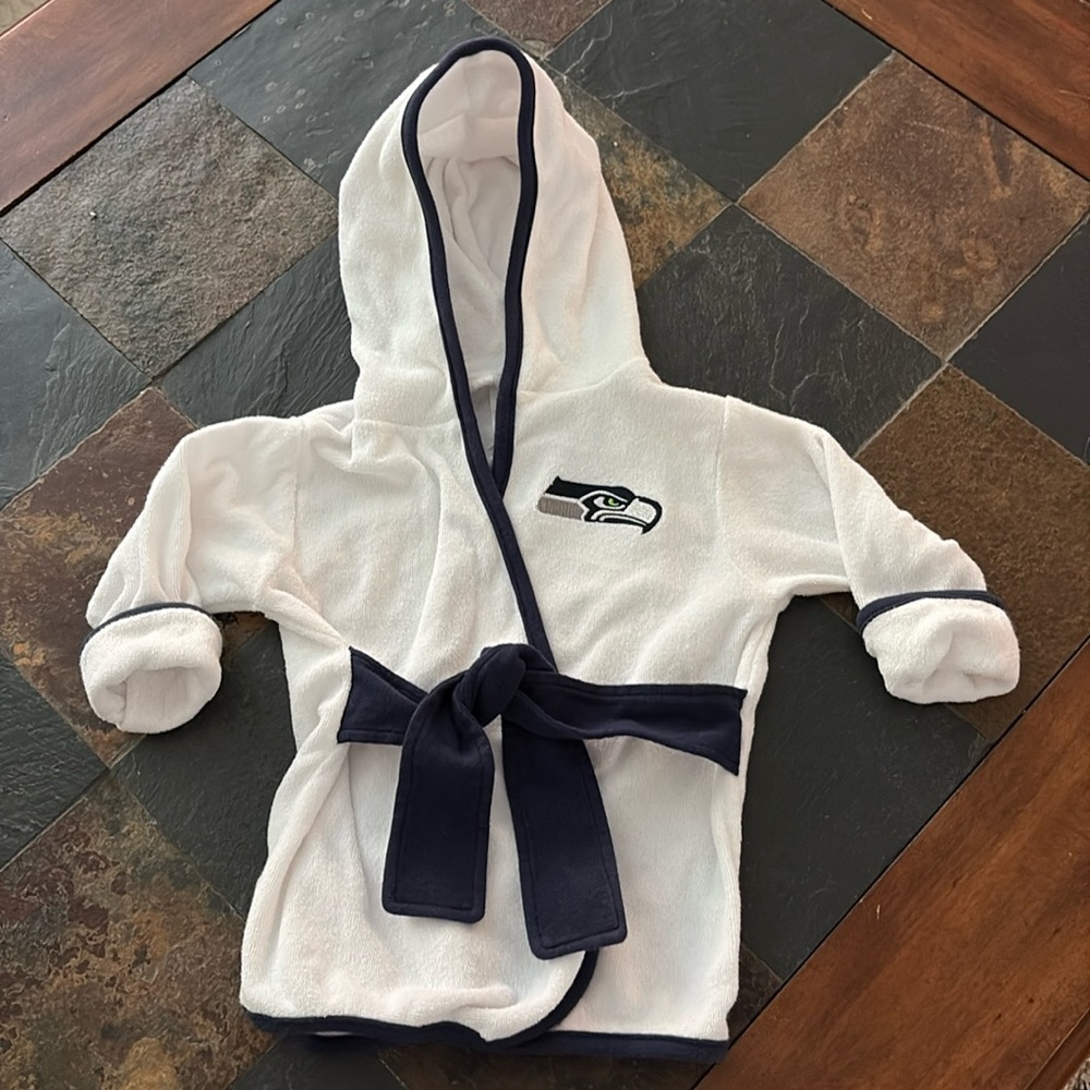 NFL Seattle Seahawks 0-9 mo Baby Bathrobe.